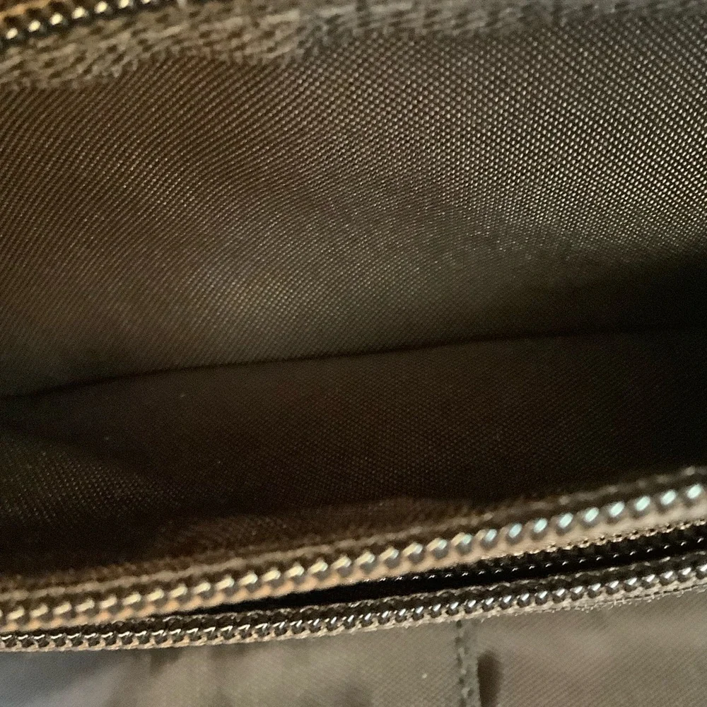 GUC Coach Signature Canvas Shoulder Bag